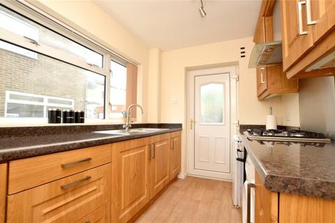 3 bedroom semi-detached house for sale, Smalewell Green, Pudsey, West Yorkshire