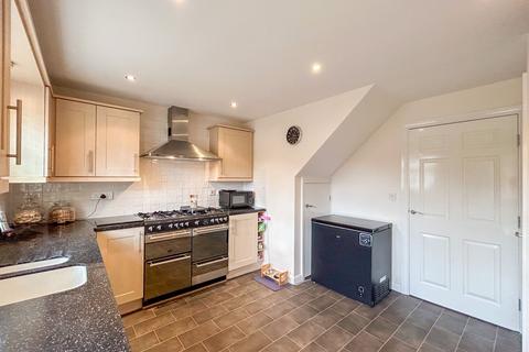 3 bedroom semi-detached house for sale - Narberth Close, Coedkernew, NP10