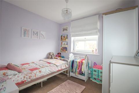 1 Lamplighters Walk, Trowbridge, BA14 0NE