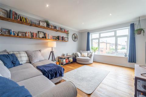 2 bedroom flat for sale - Ensbury Park Road, Bournemouth BH9