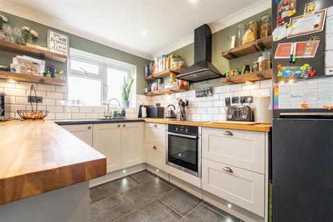 2 bedroom flat for sale, Ensbury Park Road, Bournemouth BH9