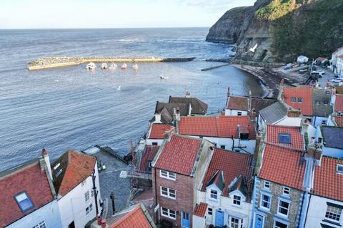 2 bedroom cottage for sale, Sea Haven, 1 Barras Square, Staithes