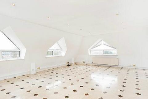 3 bedroom apartment for sale - HIGHVIEW HOUSE, 6 QUEENS ROAD, LONDON, NW4