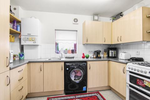 2 bedroom flat for sale, SHONA COURT, ATLAS CRESCENT, EDGWARE, HA8