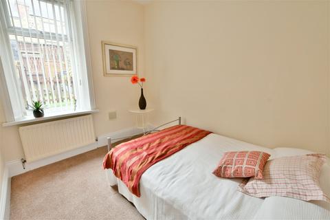 2 bedroom flat for sale - Hewitson Terrace, Gateshead
