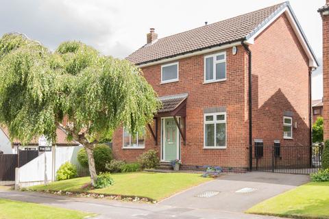 4 bedroom detached house for sale, Somersby Avenue, Chesterfield S42