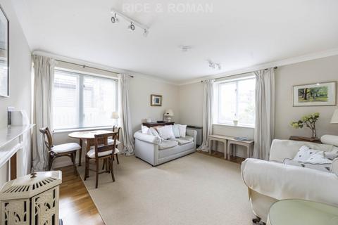 2 bedroom retirement property for sale, Grosvenor Road, Richmond TW10