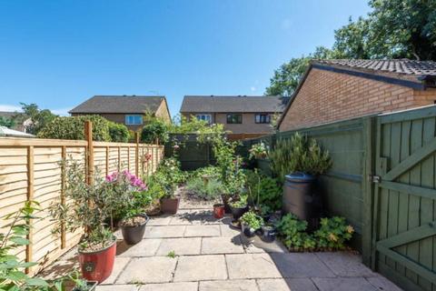 2 bedroom end of terrace house to rent, Dovehouse Close, Eynsham, Witney,  OX29