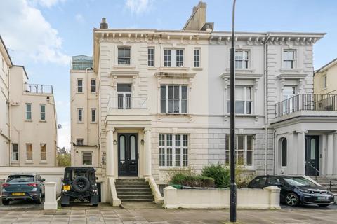 2 bedroom flat for sale, Buckland Crescent,  Belsize Park,  NW3