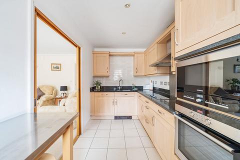 2 bedroom apartment for sale, Between Streets, Cobham, Surrey, Elmbridge, KT11