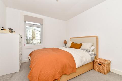 2 bedroom flat for sale, Hatfeild Road, Margate, Kent