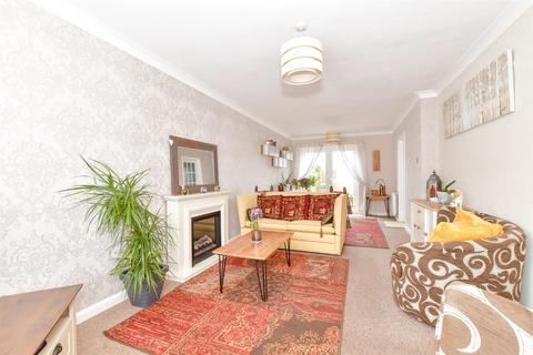 3 bedroom terraced house for sale - Ashton Gardens, Rustington, West Sussex