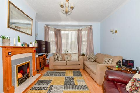 3 bedroom end of terrace house for sale, York Road, Chingford