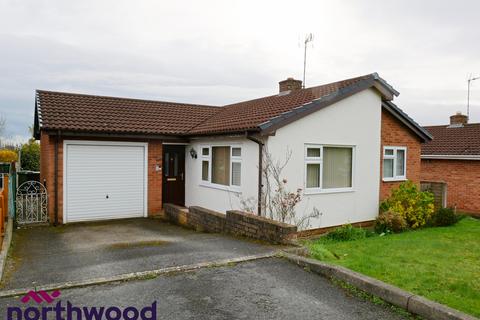 2 bedroom detached bungalow for sale - Eastleigh Close, Wrexham, LL11