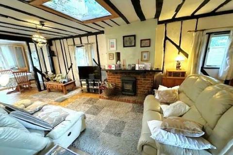 4 bedroom bungalow for sale - Magdalen Laver, Magdalen Laver, Ongar, Essex, CM5 0DR