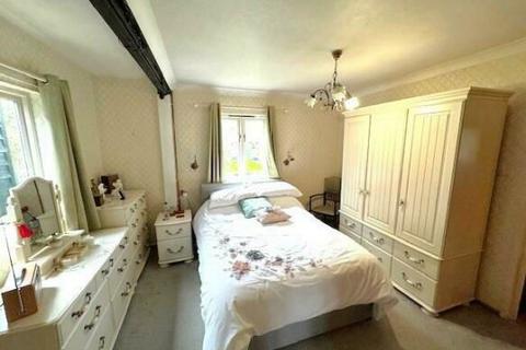 4 bedroom bungalow for sale - Magdalen Laver, Magdalen Laver, Ongar, Essex, CM5 0DR