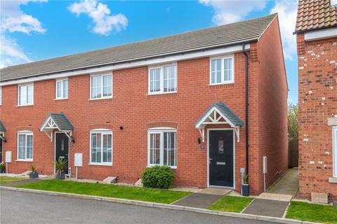 3 bedroom end of terrace house for sale - Uttoxeter Close, Bourne, Lincolnshire, PE10