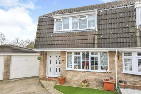 3 bedroom semi-detached house for sale - Charnock, Swanley, Kent, BR8