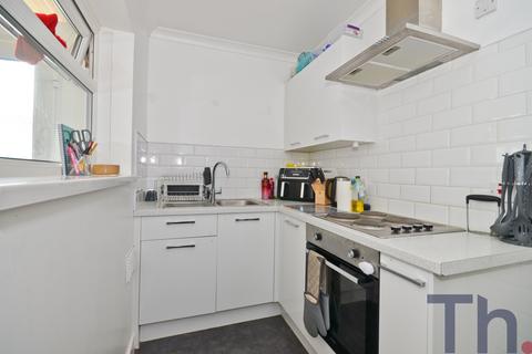 2 bedroom terraced house for sale - Newport PO30