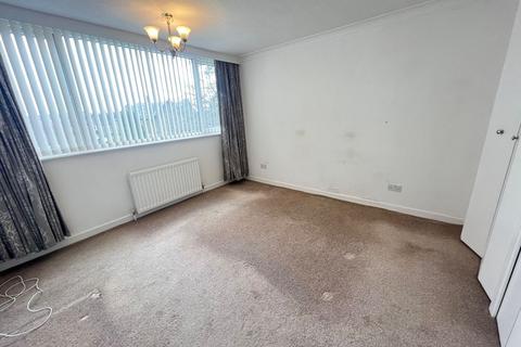 14, Eastwood Court Albert Promenade, Halifax, HX3 0HP