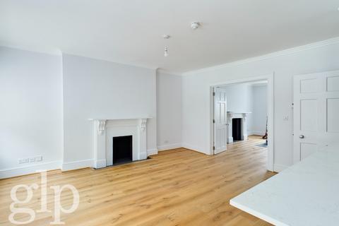3 bedroom apartment to rent, Gower Street,  WC1E