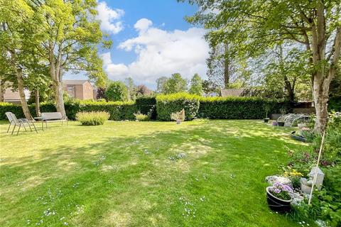 1 bedroom ground floor flat for sale, Reigate Hill, Reigate, Surrey