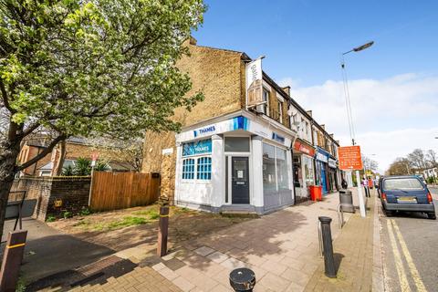 63b Park Road, Kingston Upon Thames, KT2 6DE