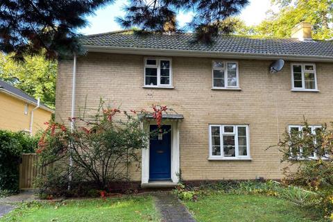 2 bedroom semi-detached house for sale - 9 Woodland Close, Southampton, Hampshire, SO18 5RD