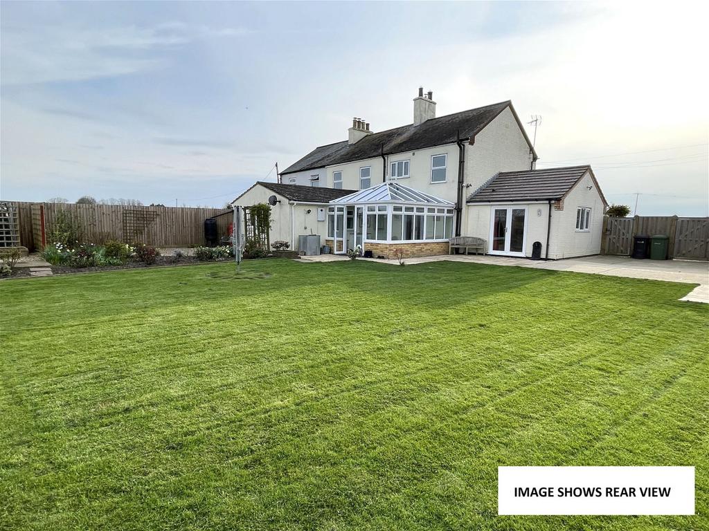 Middle Drove, Marshland St James 4 bed semidetached house for sale £