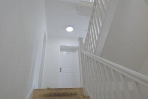 2 bedroom flat to rent, Charlton Arms Close, Telford TF1