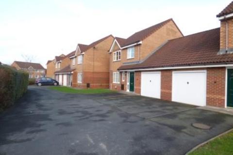 3 bedroom semi-detached house to rent, Frome Way, Telford TF2