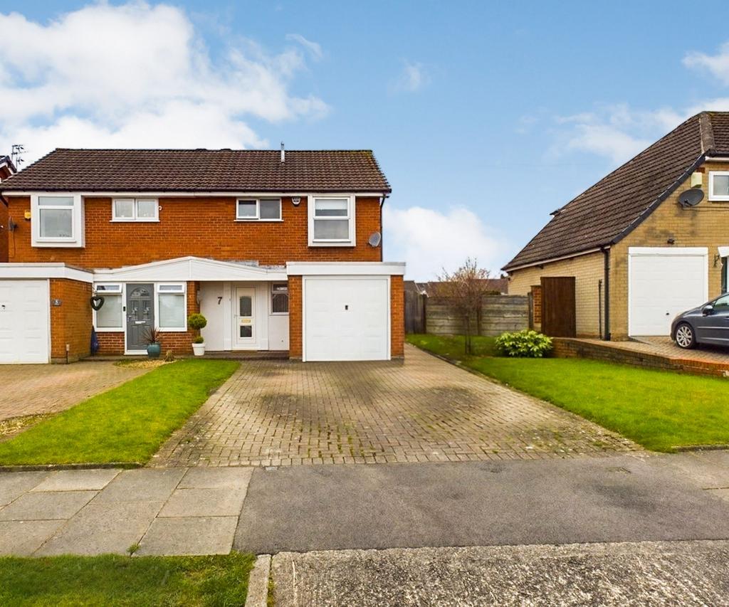 Tyldesley, Manchester M29 3 bed semidetached house for sale £265,000