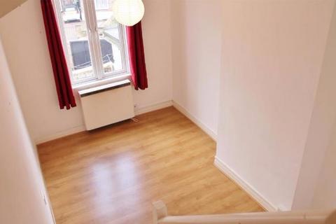 2 bedroom apartment to rent - Parish Lane, Penge, SE20