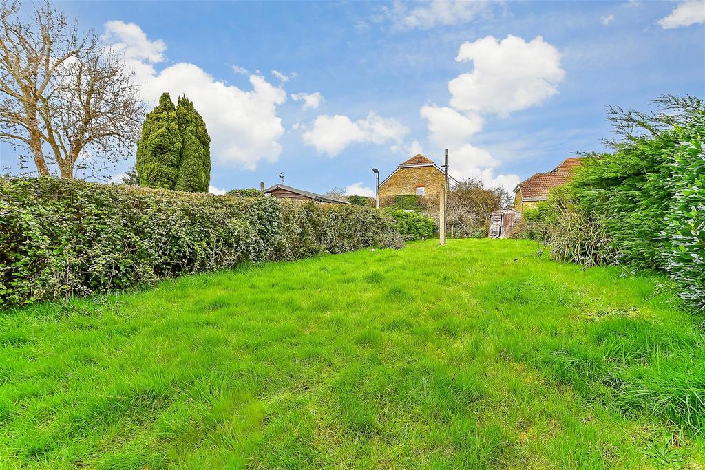 Shrubcote, Tenterden, Kent 3 bed terraced house for sale £265,000