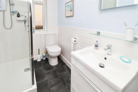 26 Beach Road, Westward Ho, Bideford, EX39 1HQ