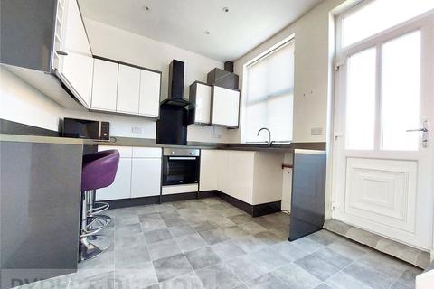 98 Alfred Street, Shaw, Oldham, OL2 7SG