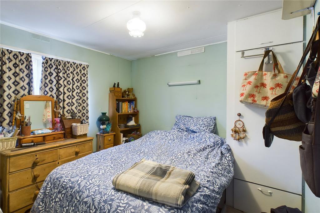 Turners Hill Park, Turners Hill RH10 2 bed property for sale £130,000