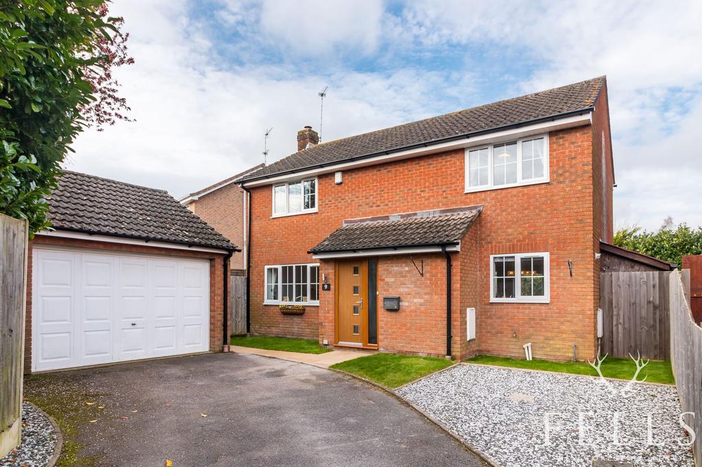 Verwood, Verwood BH31 4 bed detached house for sale £550,000