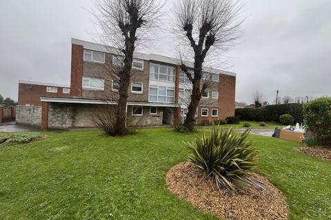 2 bedroom flat to rent - Cockerell Rise, East Cowes, Isle Of Wight, PO32