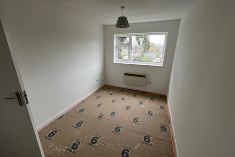 2 bedroom flat to rent, Cockerell Rise, East Cowes, Isle Of Wight, PO32