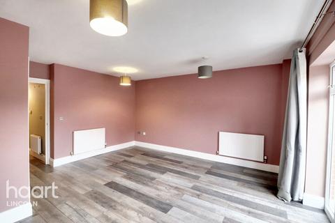 12 Flaxley Road, Lincoln, LN2 4GL