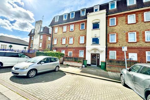 2 bedroom flat for sale, Valerian Way,  London, E15