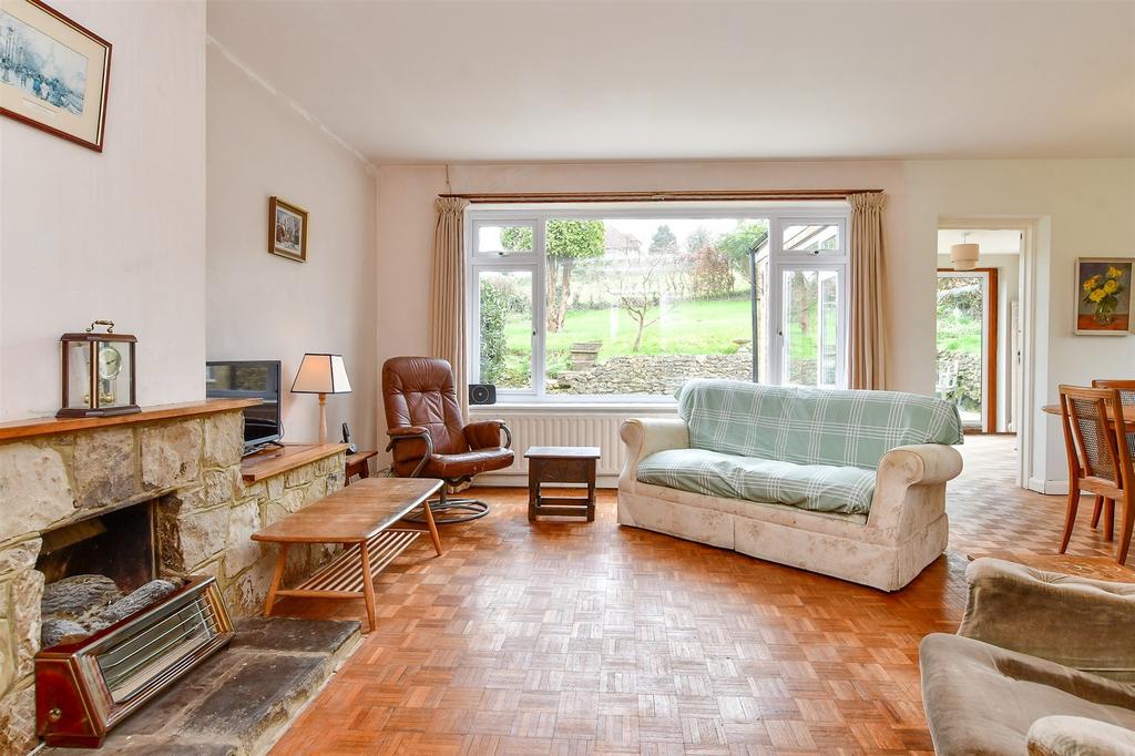 New Road, Rotherfield, Crowborough... 3 bed bungalow for sale £600,000