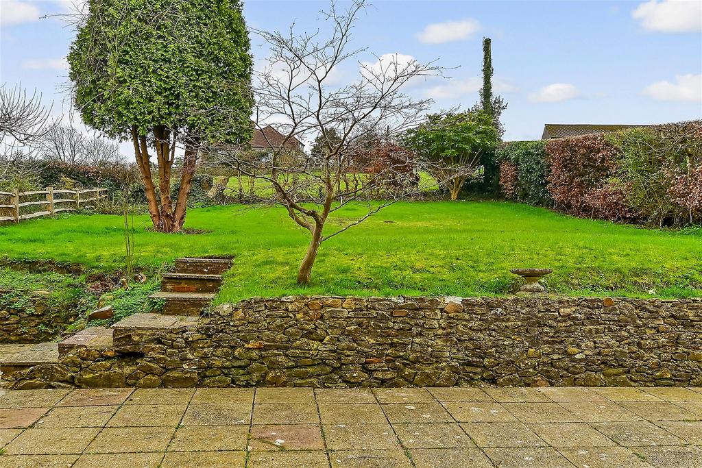 New Road, Rotherfield, Crowborough, East Sussex 3 bed bungalow for sale
