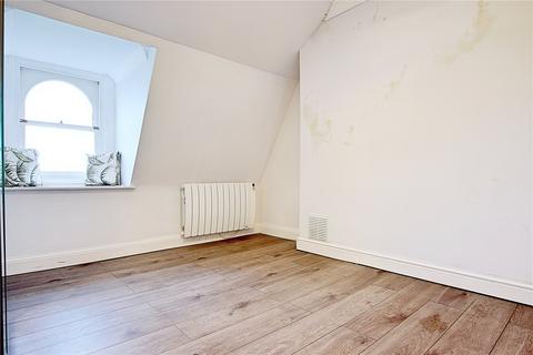 1 bedroom flat for sale, South Terrace, Littlehampton, West Sussex, BN17