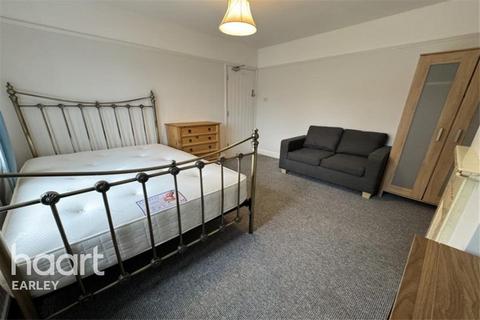1 bedroom in a house share to rent - Anderson Avenue, Earley, RG6 1HD
