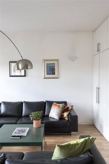 3 bedroom apartment for sale, City Pavillion, Chilton Street, London, E2