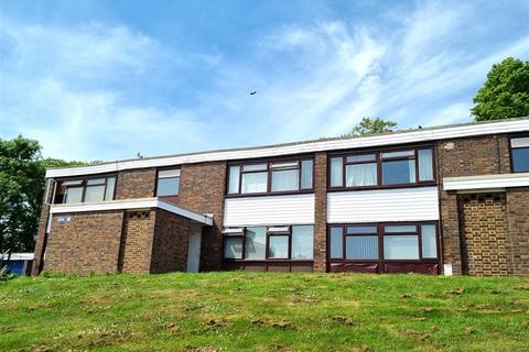 1 bedroom apartment to rent, Jesuit Close, Canterbury
