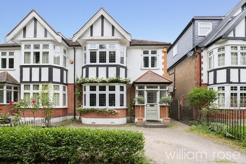 3 bedroom semi-detached house for sale, Forest Glade, London E4