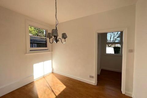 1 bedroom ground floor flat for sale - Shakespeare Road, Worthing BN11 4AS